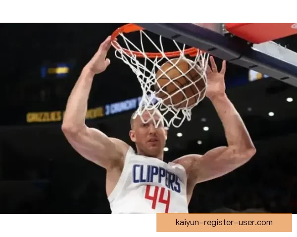 布朗:防守挡拆失误篮板被压制导致黄蜂获胜 布朗:防守挡拆失误篮板被压制导致黄蜂获胜